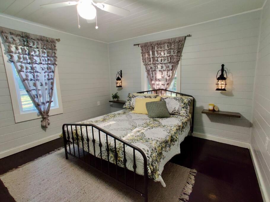 Honeycomb Gem, Beautifully Designed & Near Downtown Thomasville Buitenkant foto